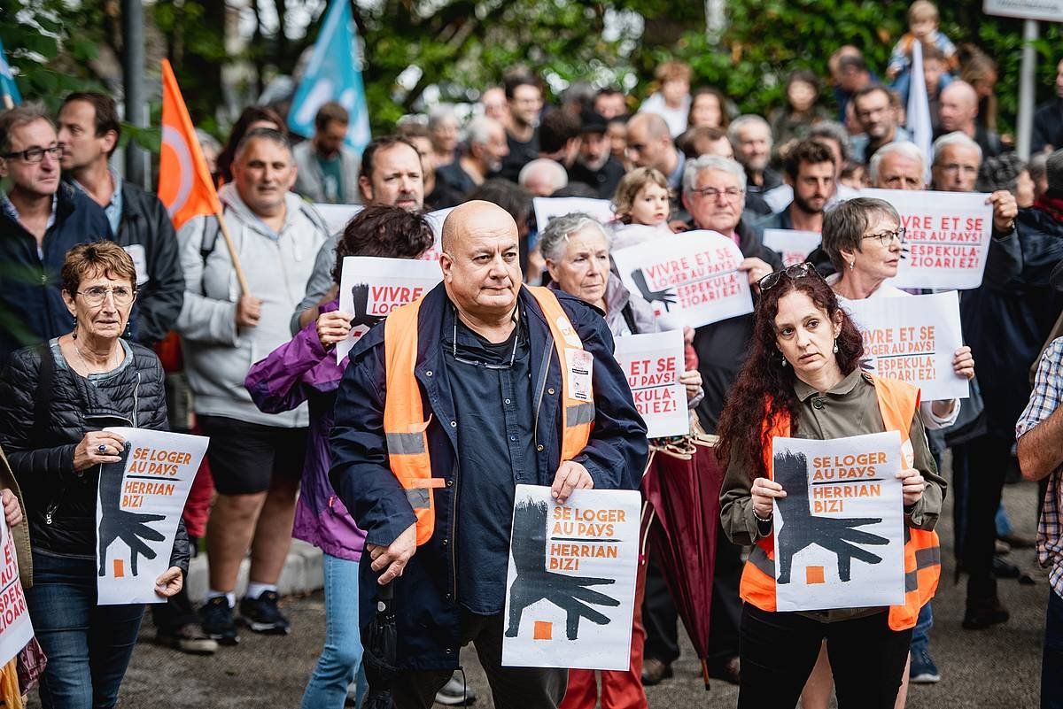 Konpentsazio neurriaren etetea salatzeko protesta, ekainean. GUILLAUME FAUVEAU