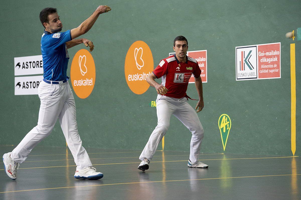 Dario eta Agirre, gaur, Lekunberrin (Nafarroa). IñIGO URIZ / FOKU