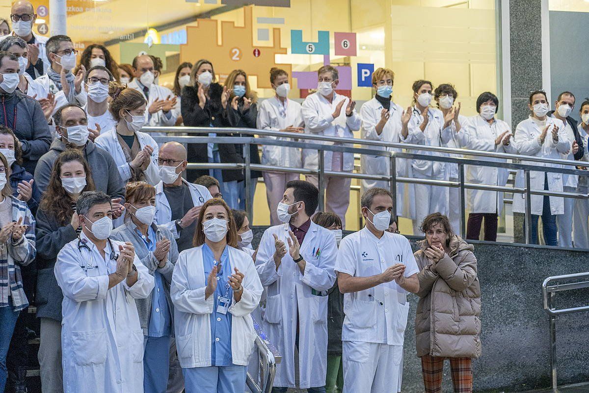 Donostia erietxearen aurrean egindako protesta. GOKA RUBIO / FOKU