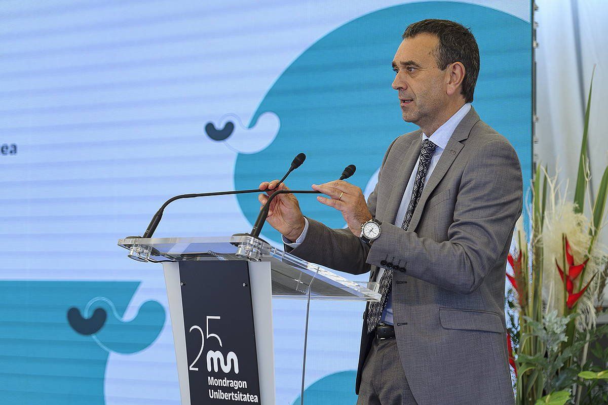 Vicente Atxa, artxiboko irudi batean. ARITZ LOIOLA / FOKU