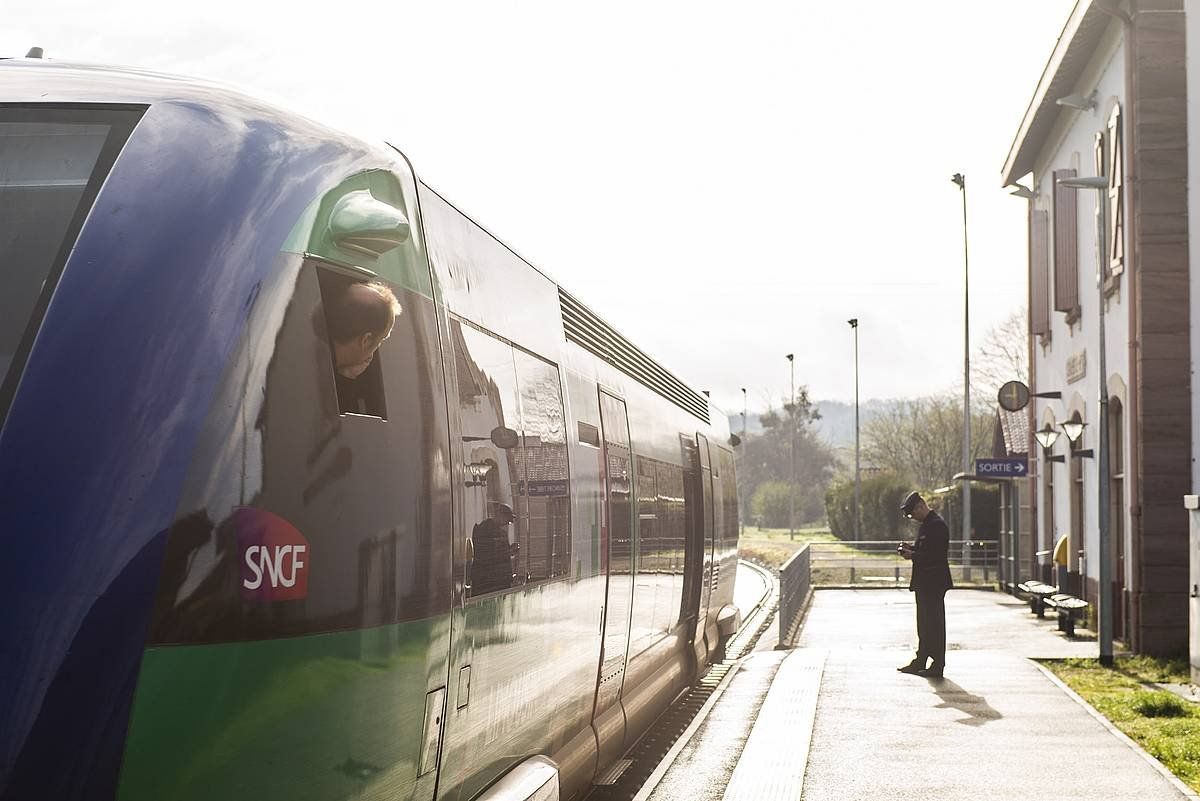 Donibane Garaziko tren geltokia artxiboko irudian. GUILLAUME FAUVEAU