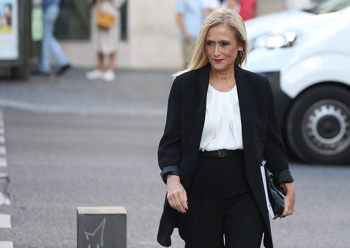 Cristina Cifuentes, gaur, epaitegira bidean. JAVIER LIZON, EFE