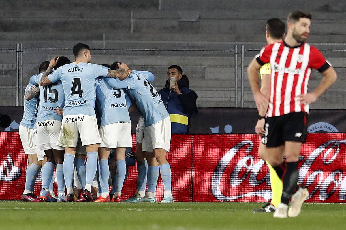 Celtaren eta Athleticen arteko partida amaiera. SALVADOR SAS / EFE