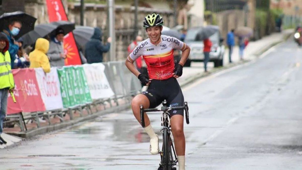 Estela Dominguez. ESPAINIAKO TXIRRINDULARITZA FEDERAZIOA