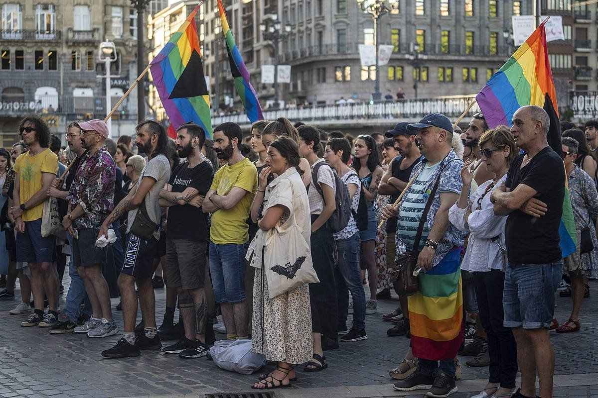 LGTBIfobiaren aurkako Nazioarteko Egunean egindako elkarretaratze bat, iaz. MARISOL RAMIREZ / FOKU