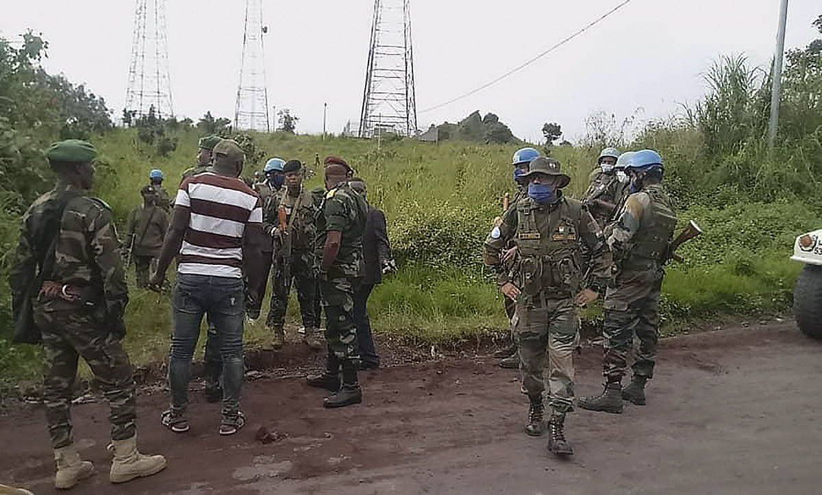 Kongoko Errepublika Demokratikoaren eta NBEren militar batzuk, Ipar Kivuko Nyiragongon, artxiboko irudi batean. EFE