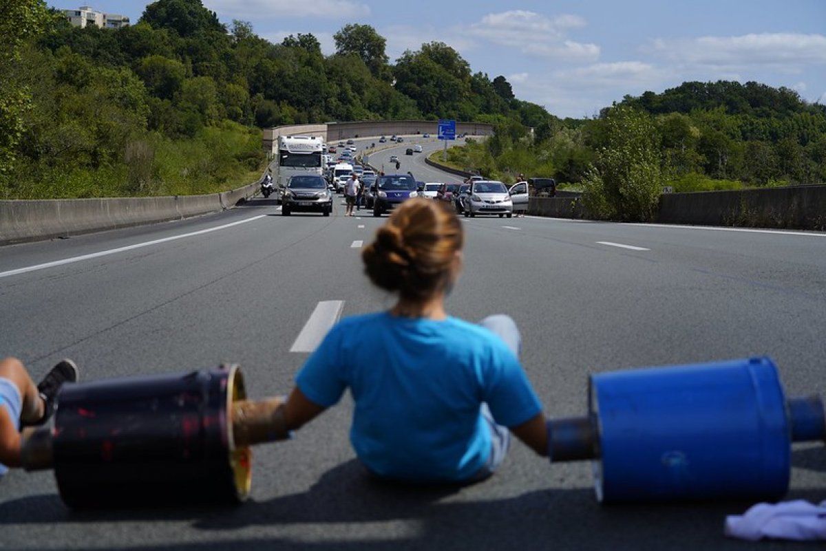 Bakegileen ekintza uztailaren 23an. BERRIA