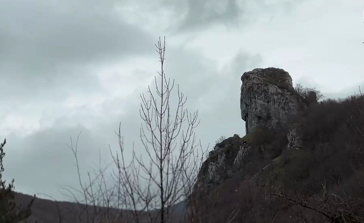 Gazteluaitz tontorra, Oñatin. GOIENA