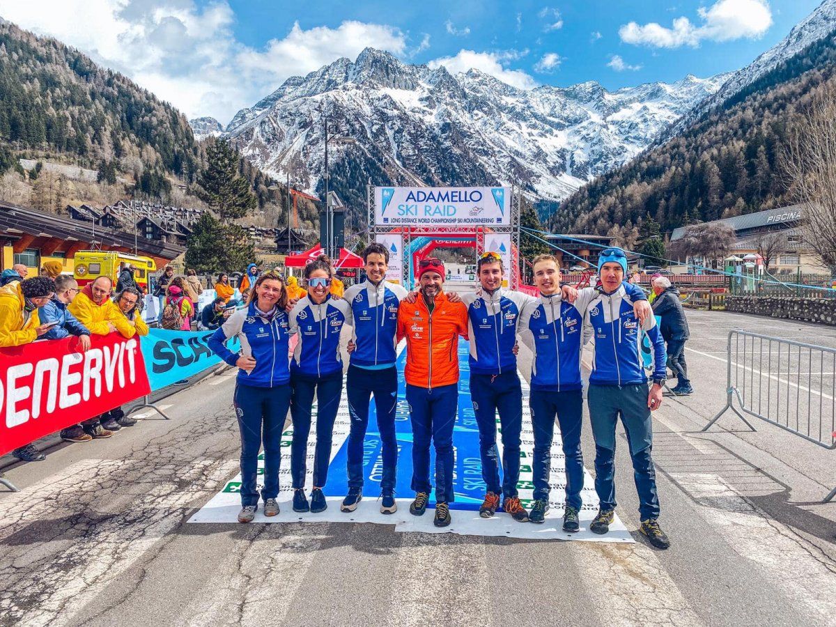 Nahia Quincoces, Igone Campos, Jon Ander Aranburu, Igor Alzelai hautatzailea, Aitor Ajuria, Rafa Urbizu eta Axier Alonso, helmugan. IGOR ALZELAI / EMF