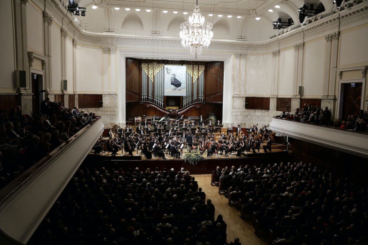 Euskadiko Orkestraren kontzertua, atzo, Varsoviako (Polonia) Fhilarmonica Narodowa auditoriumean. BRUNO FIDRYCH