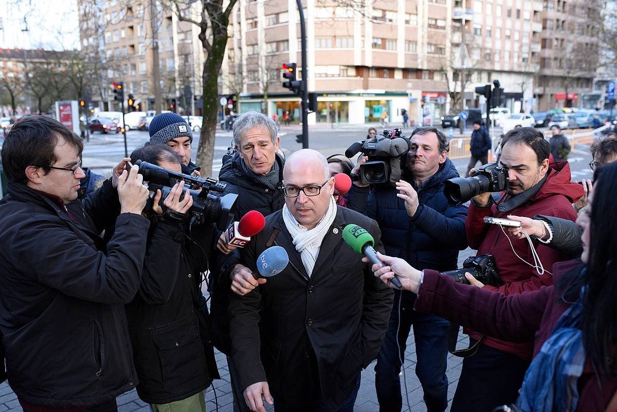 Alfredo De Miguel haren aurkako epaiketaren garaian, 2019an. ADRIAN RUIZ DE HIERRO / EFE