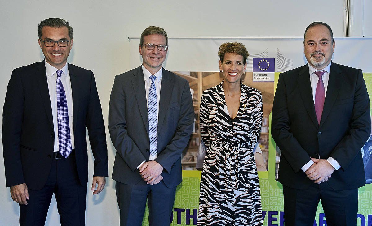 Michael Hobusch, Mark Nicklas, Maria Txibite eta Roberto Lanaspa. HORST WAGNER / NAFARROAKO GOBERNUA - EFE