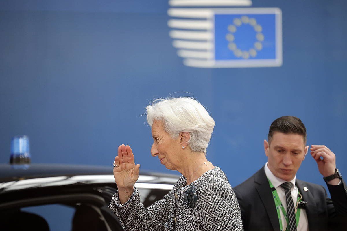 Christine Lagarde EBZko presidentea, aurreko astean. OLIVIER MATTHYS (EFE)