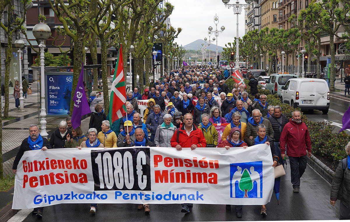 Pentsiodunen manifestazioa, gaur, Donostian. GOTZON ARANBURU / FOKU