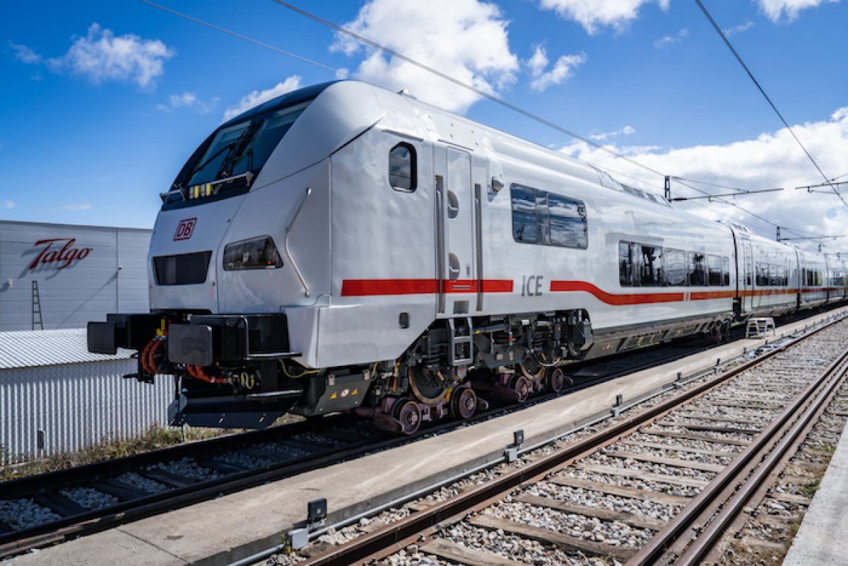 Deutsche Bahnen Talgo 230 tren bat. TOBIAS HOLZER / DB