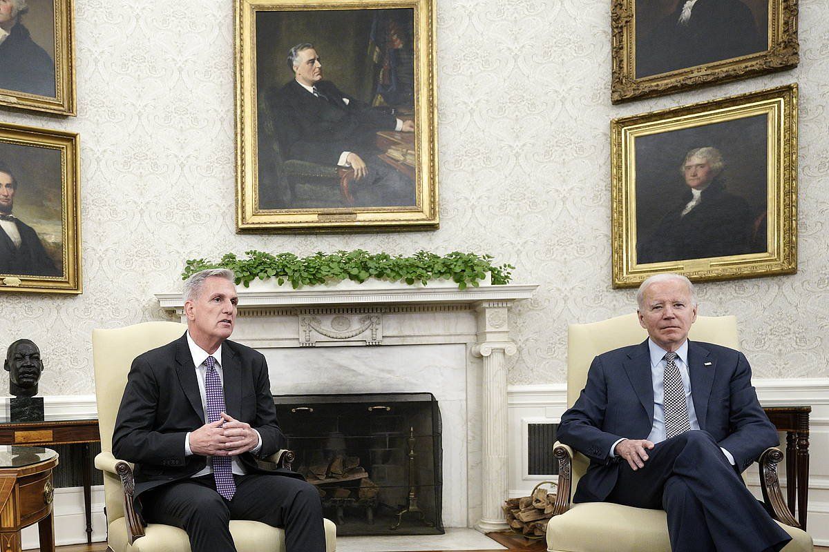 Kevin McCarthy Ordezkarien Ganberako presidente errepublikanoa, zorraren mugari buruz negoziatzen. YURI GRIPAS / EFE