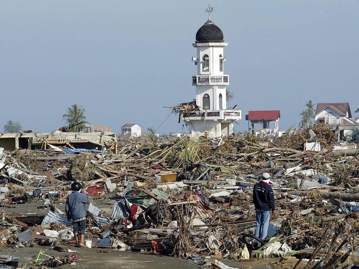Indonesiako tsunamiak eragindako kalteak, Aceh eskualdean, 2004ko abenduan. WEDA / EFE