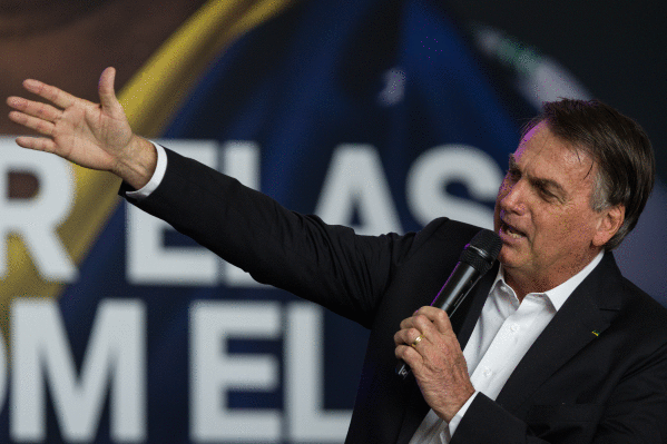 Jair Bolsonaro ekitaldi publiko batean, aurreko maiatzean. EFE