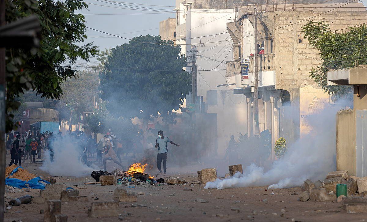 Senegalgo Gobernuaren aurkako protestak Dakarren, ekainean. JEROME FAVRE / EFE