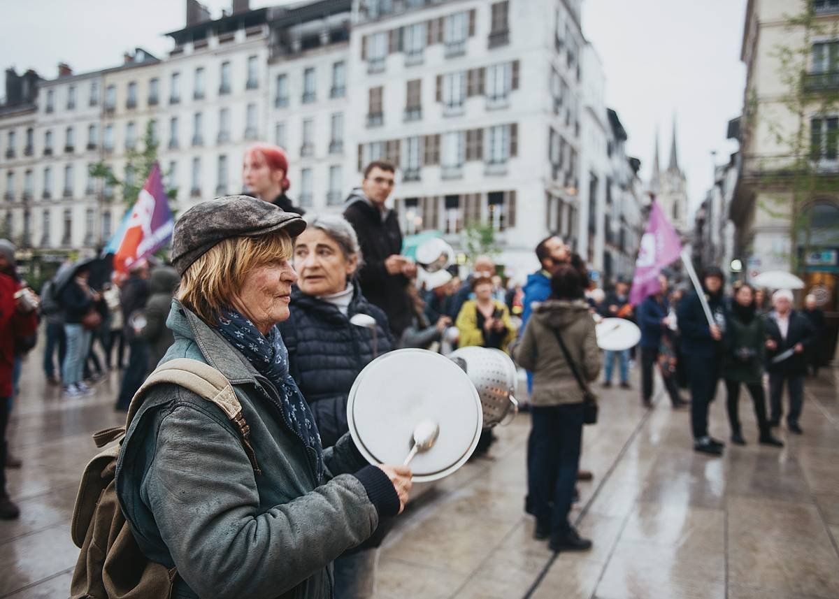Erretretaren erreformaren aurkako protesta, apirilean, Baionan. GUILLAUME FAUVEAU / MEDIABASK