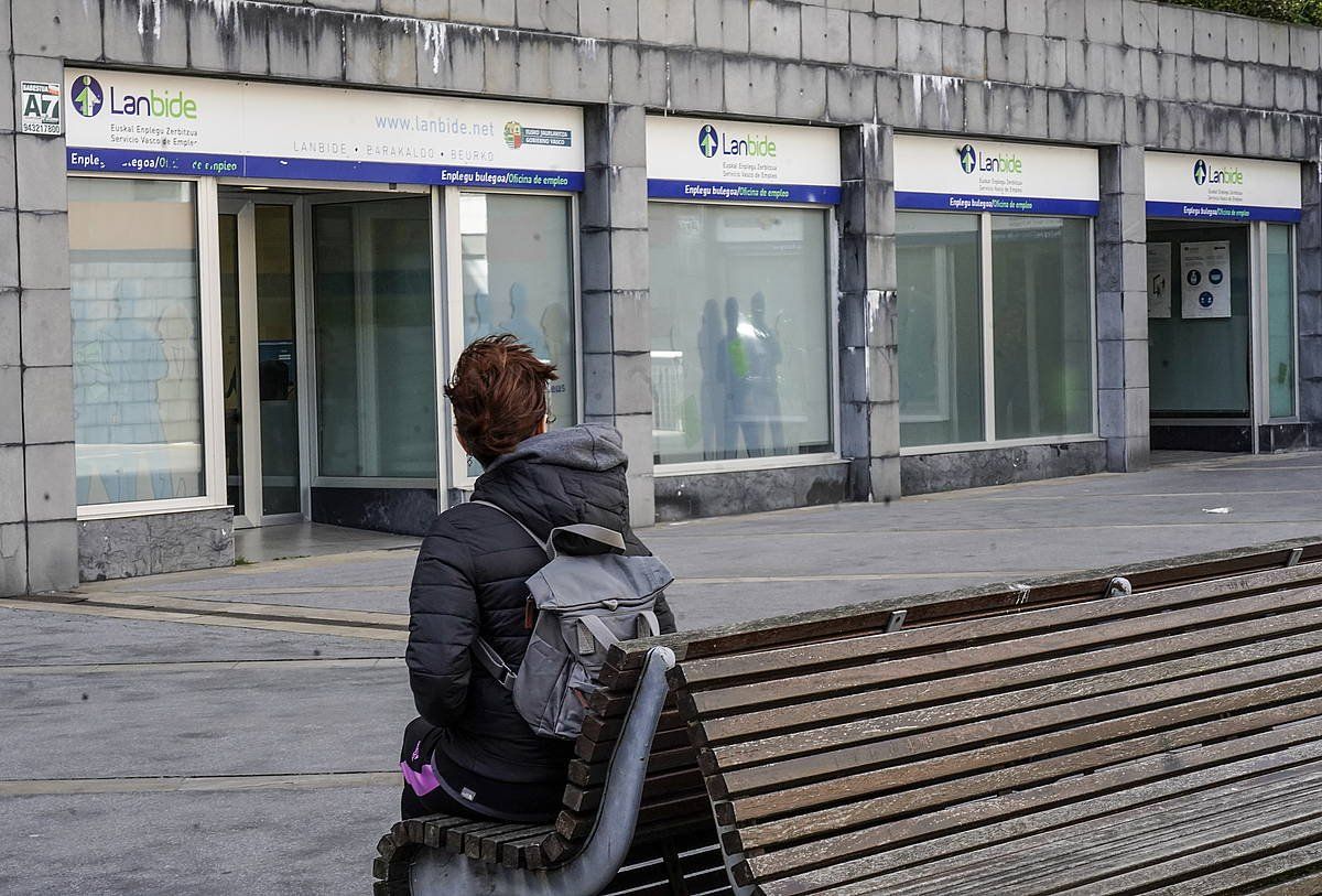 Gazteak Bizkaiko Campusean egindako Enplegu Foro batean.