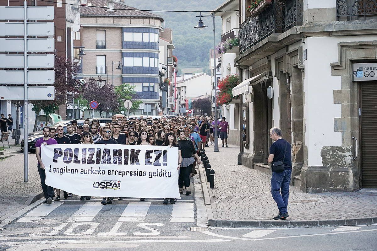 Iazko Ospa Egunaren karira iaz eginiko manifestazioa. BERRIA