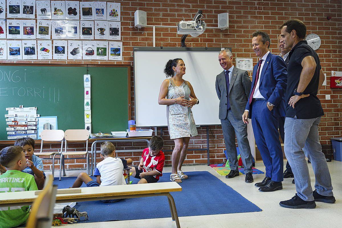 Jokin Bildarratz Txomin Aresti eskolan, joan den astean. ARITZ LOIOLA / FOKU