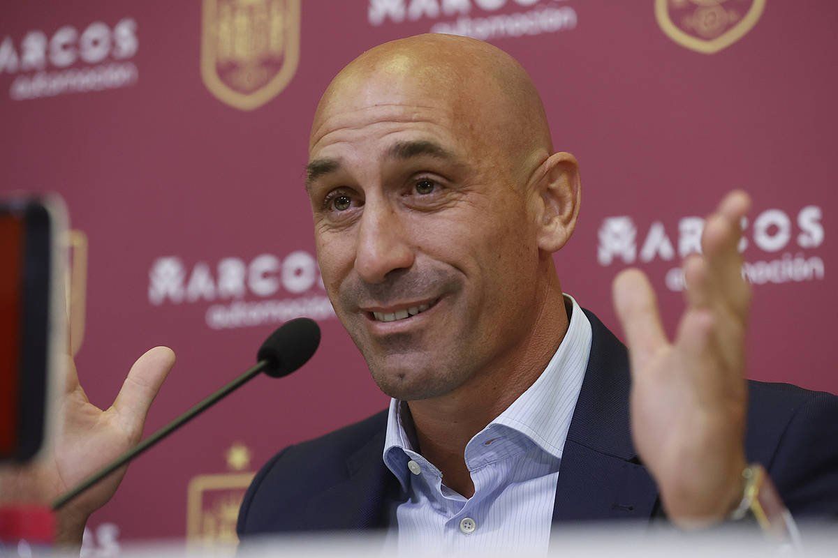 Luis Rubiales, artxiboko argazki batean. JUAN CARLOS HIDALGO, EFE
