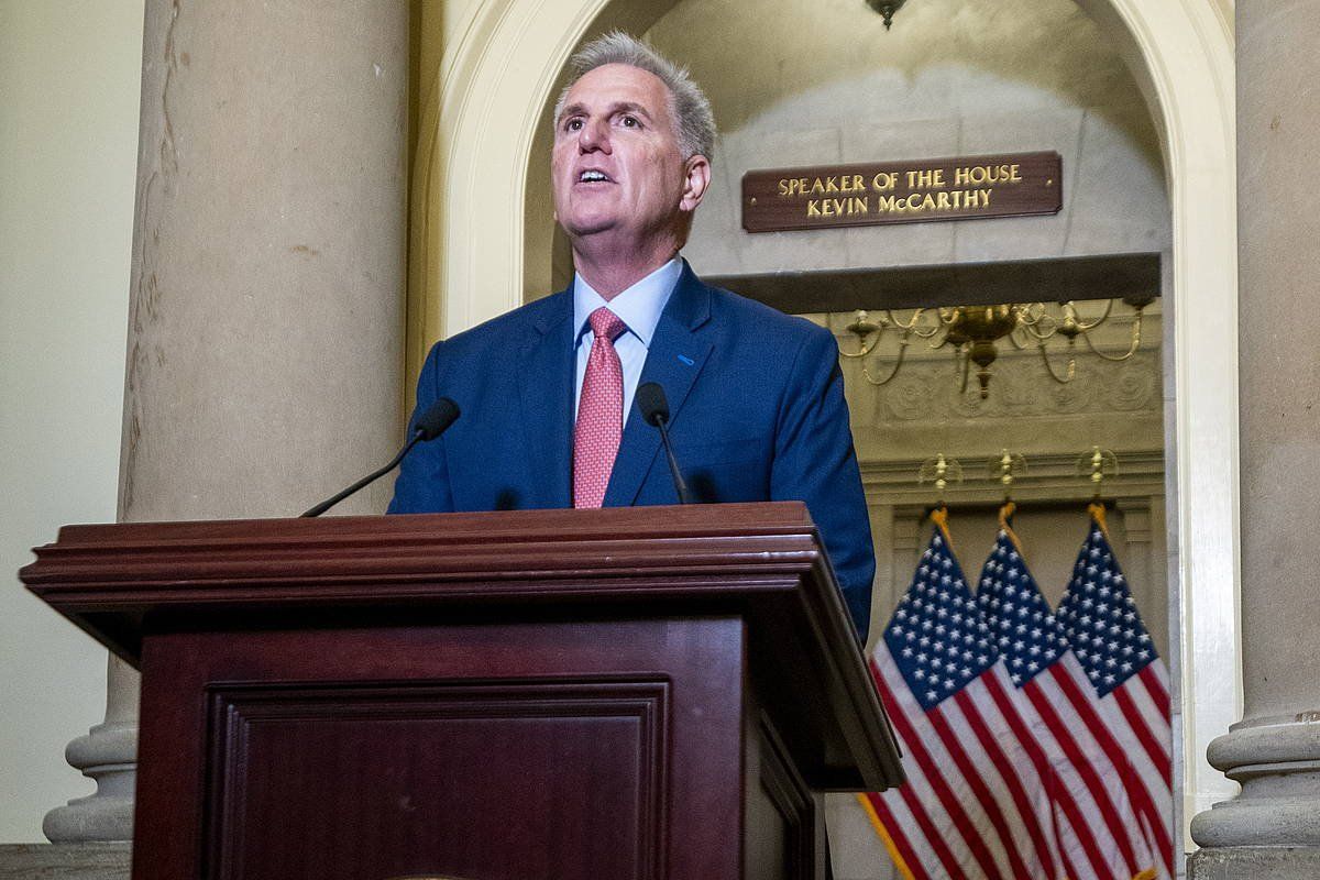 AEBetako Ordezkarien Ganberako errepublikanoen buru Kevin McCarthy, gaur, Kapitolioan, Washingtonen., . SHAWN THEW / EFE