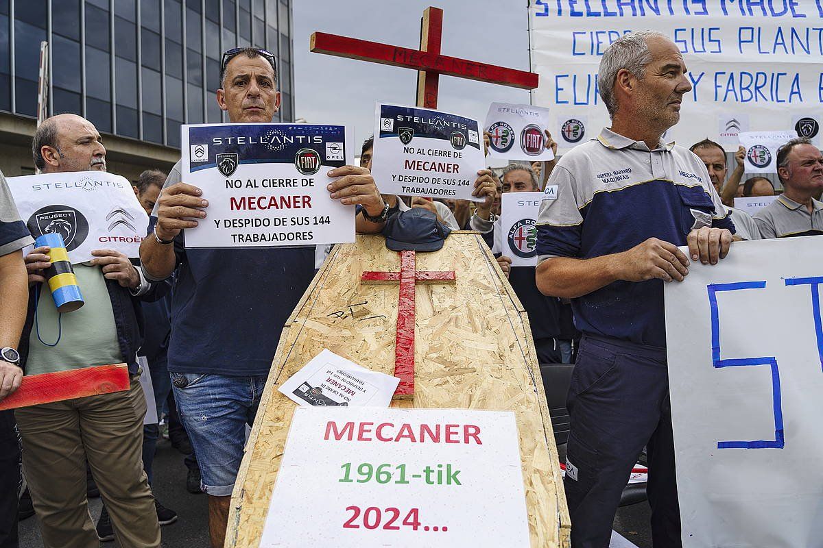 Mecanerreko langileen protesta, gaur, Urdulizen. ARITZ LOIOLA / FOKU