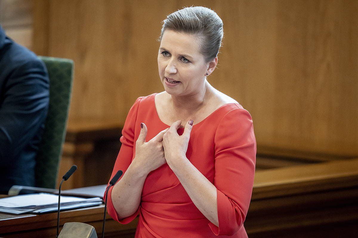 Danimarkako lehen ministro Mette Frederiksen, gaur, Parlamentuan. MADS CLAUS RASMUSSEN / EFE / EPA