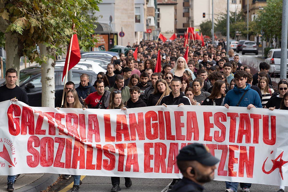 GKSk eta IAk deitutako manifestazioa, Atarrabian. JAGOBA MANTEROLA/ FOKU