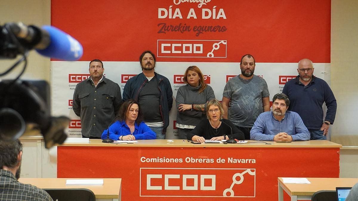 CCOOko ordezkariak gaur prentsaurrekoan. CCOO