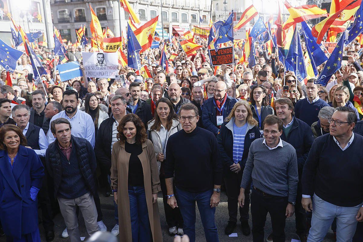 PPko kideak gaur, Madrilen, milaka manifestariren artean. EFE