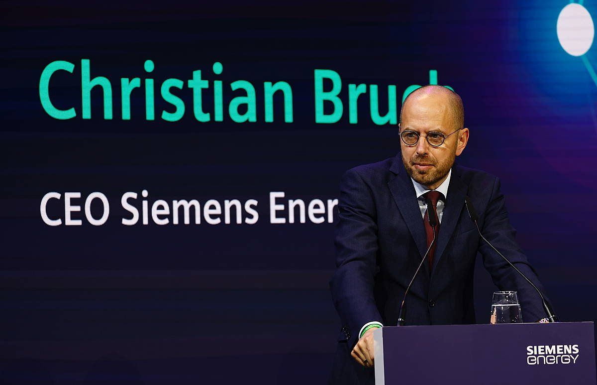 Christian Bruch Siemens Energy taldeko presidentea, azaroaren 8an. HANNIBAL HANSCHKE / EFE