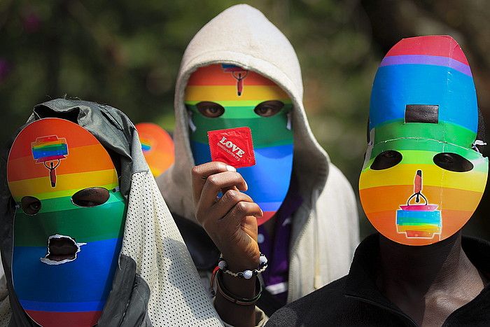 Homosexualen protesta bat Kenyan, Ugandako Gobernuak Nairobin daukan ordezkaritzaren egoitza aurrean. DAI KUROKAWA / EFE