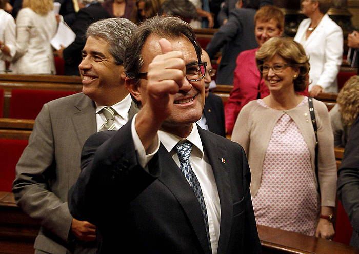 Artur Mas, parlamentuak kontsulta legea onartu ondoren. ALBERTO ESTEVEZ, EFE
