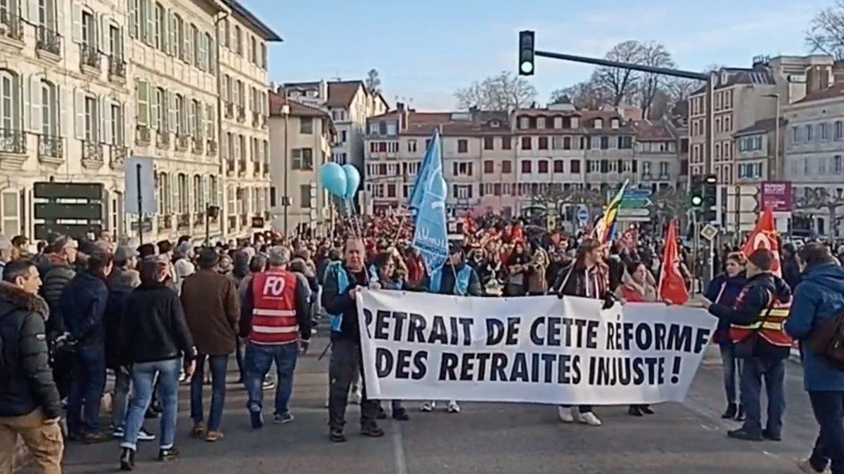 Milaka Milaka jendek uko egin diote erretreten erreformaren proiektuari