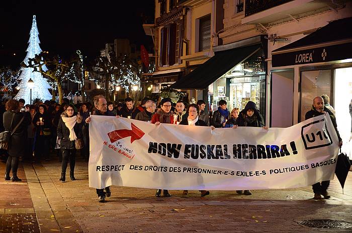 Presoen aldeko manifestazio bat iazko abenduan, Baionan. SYLVAIN SENCRISTO