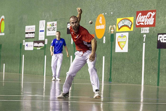 Aitor Zubieta, urtarrilean Markina-Xemeinen jokatutako partidan. ARITZ LOIOLA / ARGAZKI PRESS