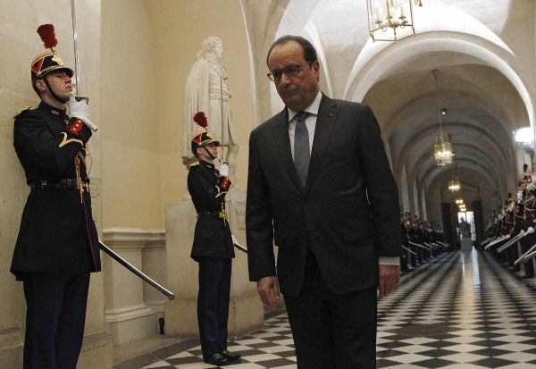François Hollande, gaur, Parisen, Frantziako Asanbladan agerraldia hasi aurretik. MICHEL EULER, EFE
