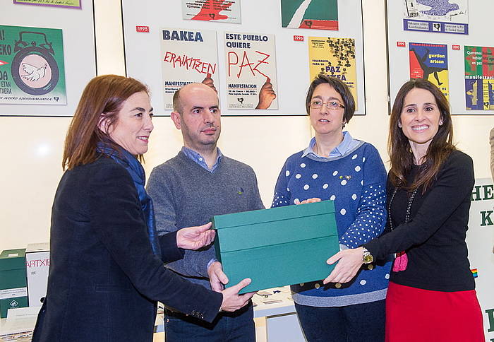 2013an desegin zuten Bakearen Aldeko Koordinakundea. ARGAZKI PRESS