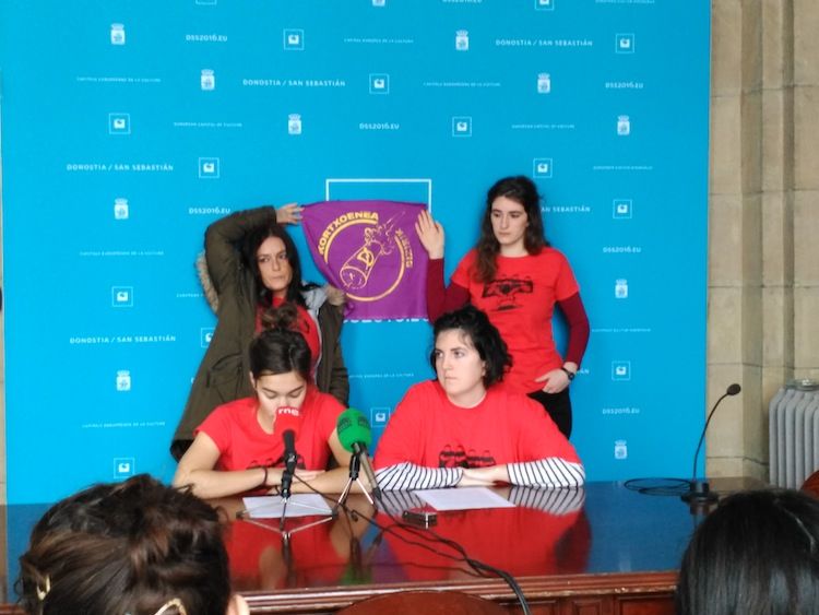 Udal gobernuak negoziatzeko borondaterik ez duela kexatu dira Kortxoeneko kideak. KORTXOENEA