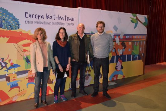 Europa bat-batean egitasmoaren antolatzaileak, gaur goizean. DONOSTIA 2016