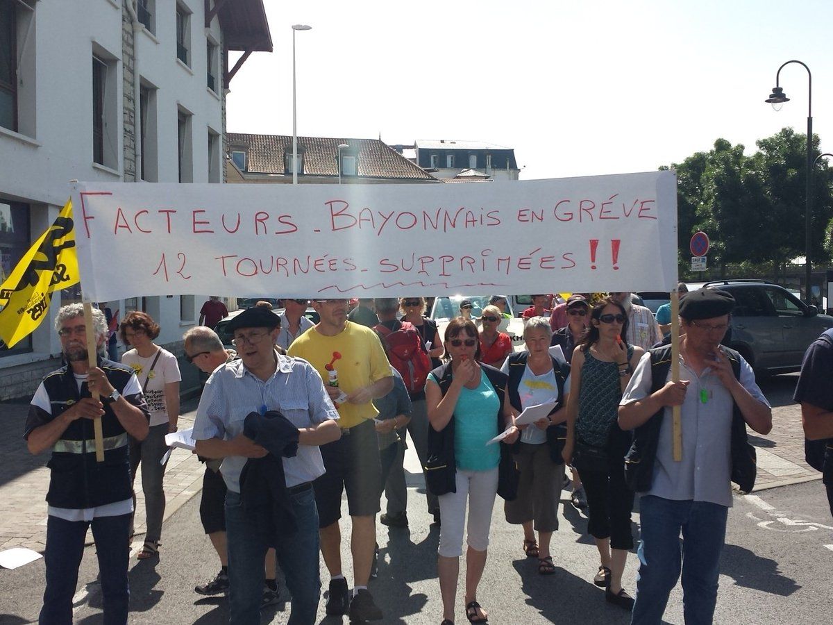 Manifestazioa Baionan. EKHI ERREMUNDEGI