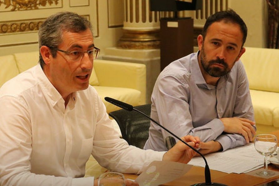 Markel Olano Gipuzkoako ahaldun nagusia eta Denis Itxaso Kultura eta Turismo diputatua, gaur, Donostian.. BERRIA