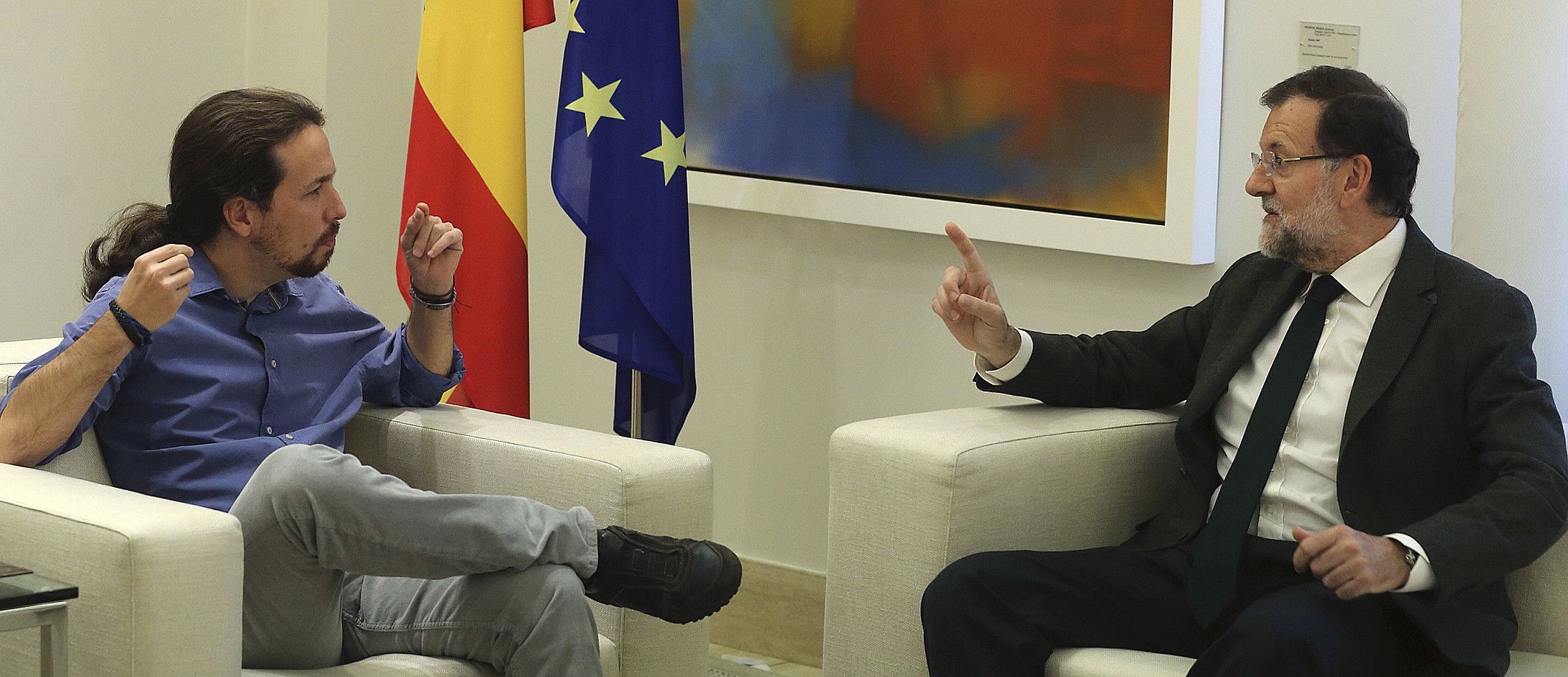 Pablo Iglesias eta Mariano Rajoy, atzo, Moncloako jauregian. BALLESTEROS / EFE. Pablo Iglesias eta Mariano Rajoy, atzo, Moncloako jauregian. BALLESTEROS / EFE.
