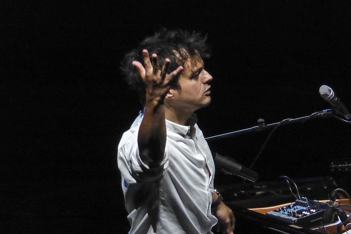 Jamie Cullum, atzo Kursaalean emandako kontzertuan. JAGOBA MAN TEROLA / APR.