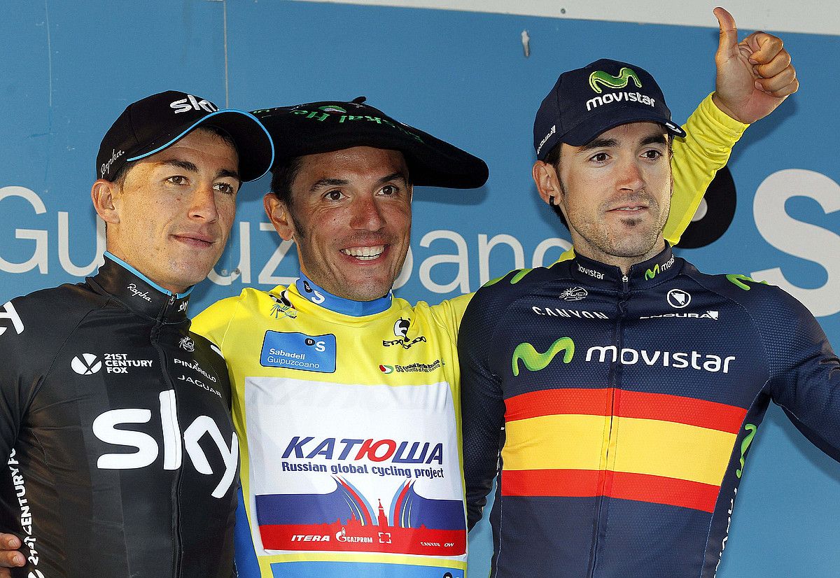 Euskal Herriko Itzuliko podiuma: Sergio Luis Henao, Joaquim Rodriguez eta Ion Izagirre. JAVIER ETXEZARRETA / EFE.