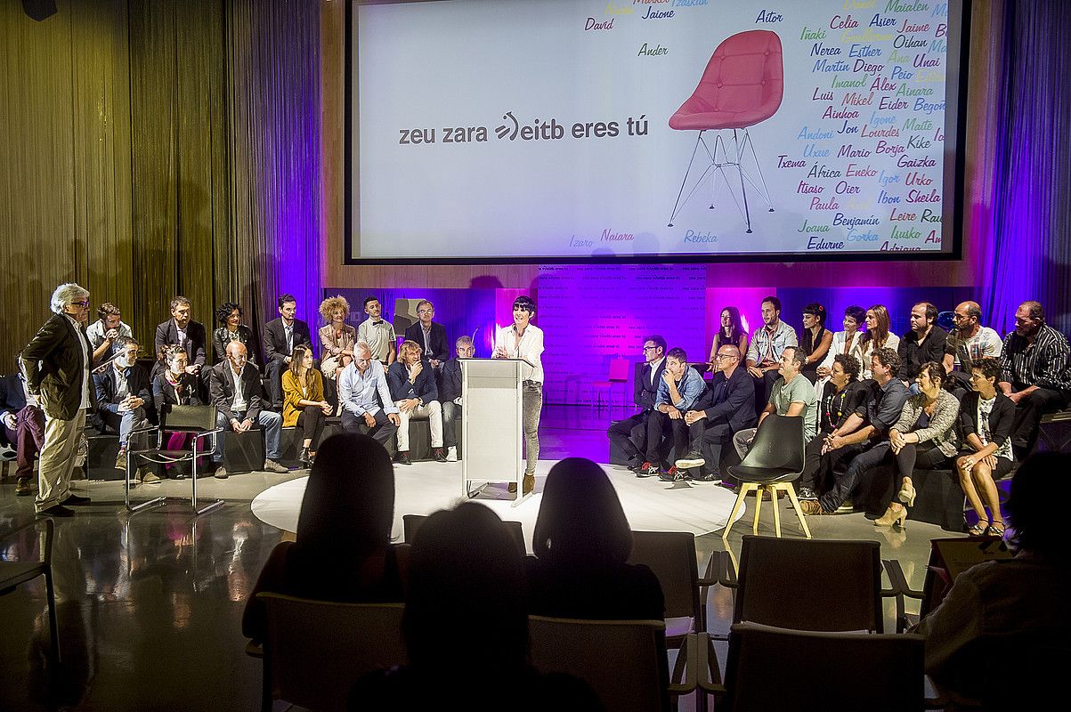 Irailean aurkeztu zuen ETBk programazioa. Ezaugarri jakin batzuk eskatu dizkiote talde politikoek ETBri. L. JAUREGIALTZO / ARP.